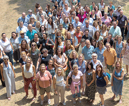 Photo de groupe prise lors d'une journée organisée par la CPAM des Alpes-Maritimes pour l'intégration du personnel du Service Médical
