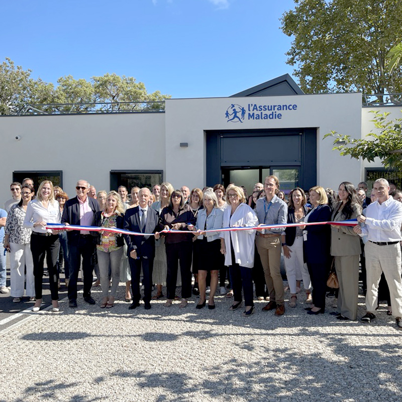 Equipe présente à l'inauguration de l'agence de Cannes