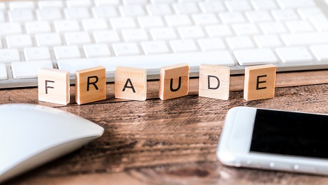 visuel fraude en lettre de scrabble
