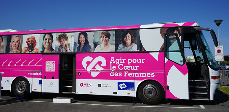 Bus du coeur à Maubeuge