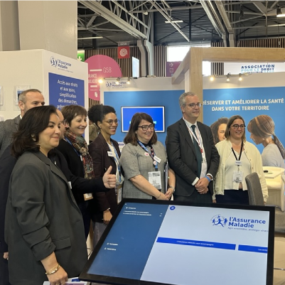 photo stand assurance maladie au salon des maires et des collectivités territoriales à Paris