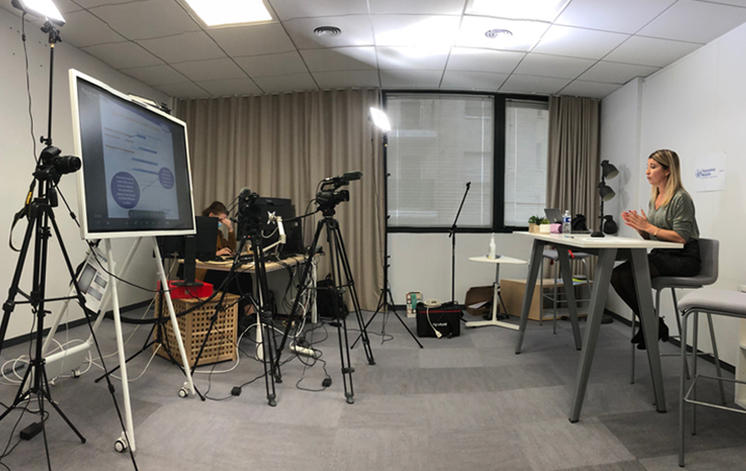 Photographie prise lors d'un webinaire destiné aux employeurs