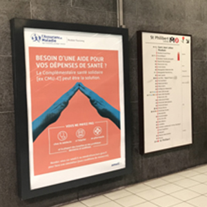 Photo de la campagne d'affichage dans les stations de métro.