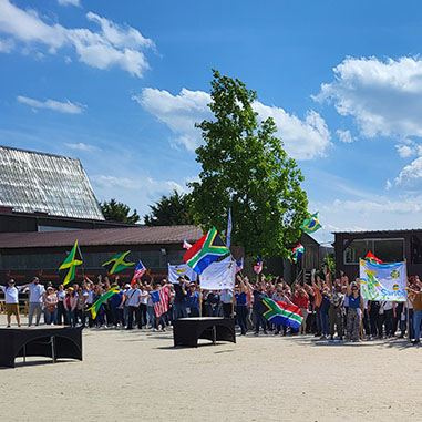 Photo de groupe de la journée du personnel de la CPAM de la Sarthe