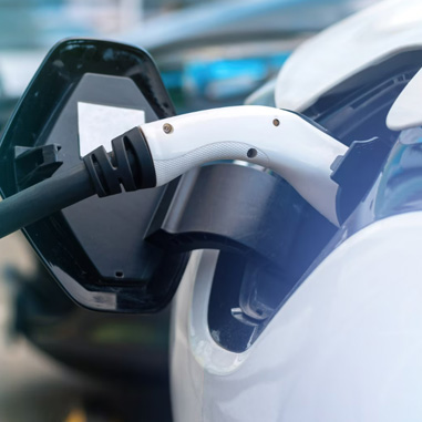 Chargement d'une voiture électrique