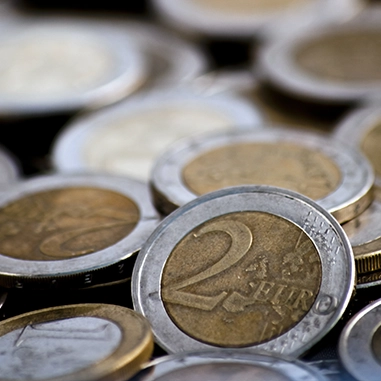 Différentes pièces de 2 euros