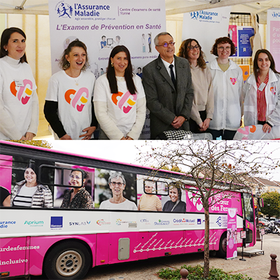 groupe de participants avec le Directeur ayant participé à l'évènement